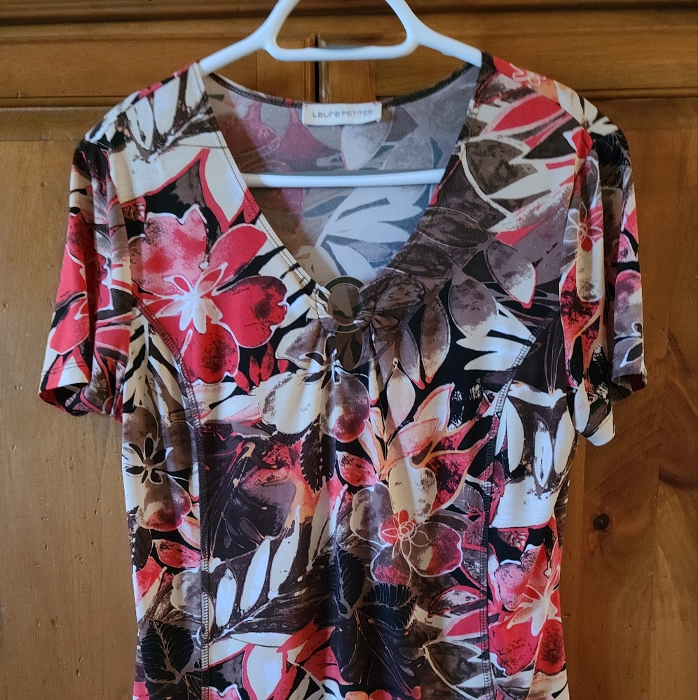 Floral Short Sleeve Top - Multicolor